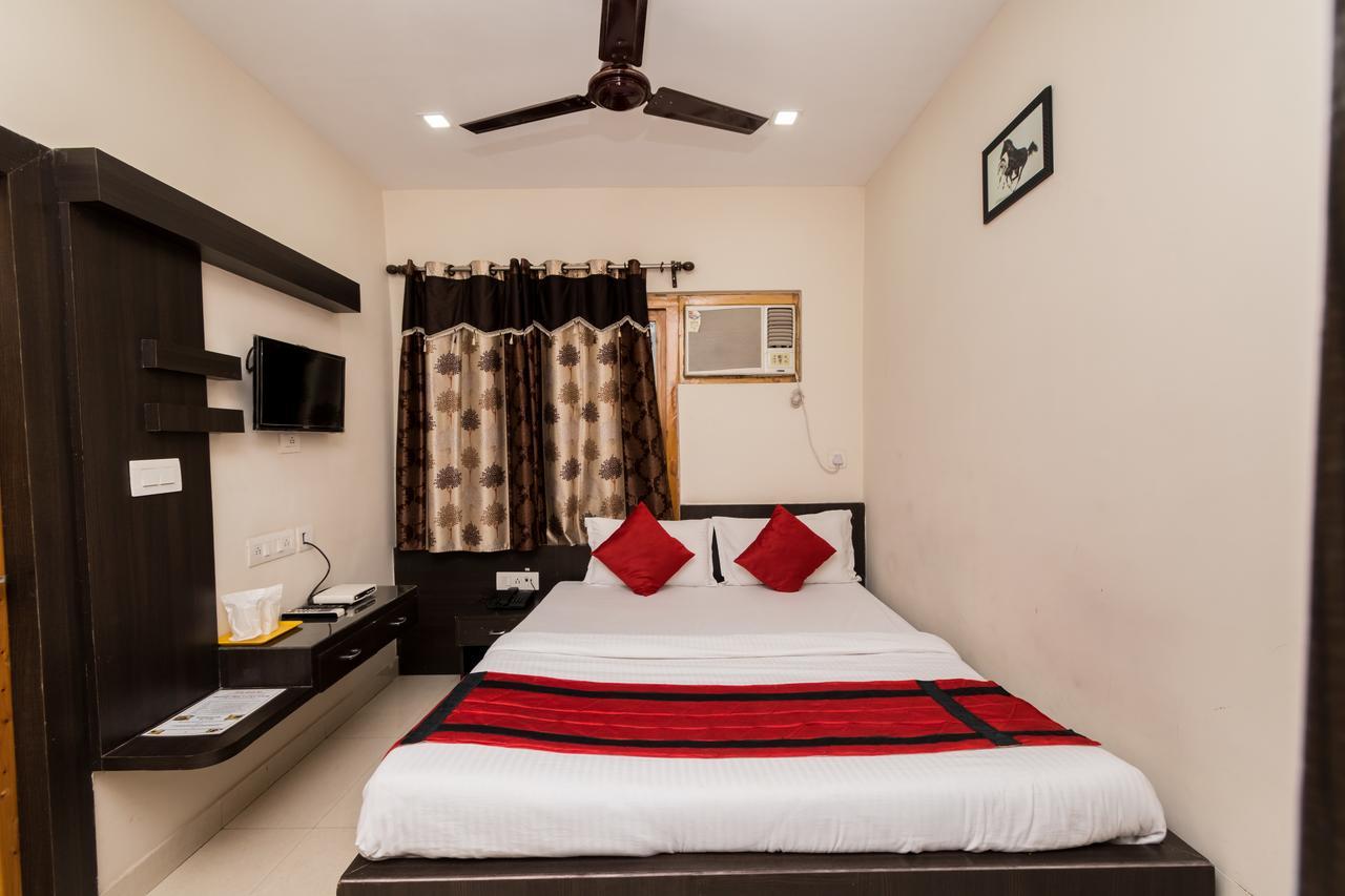 Oyo 7186 Hotel South Inn Kalküta Dış mekan fotoğraf